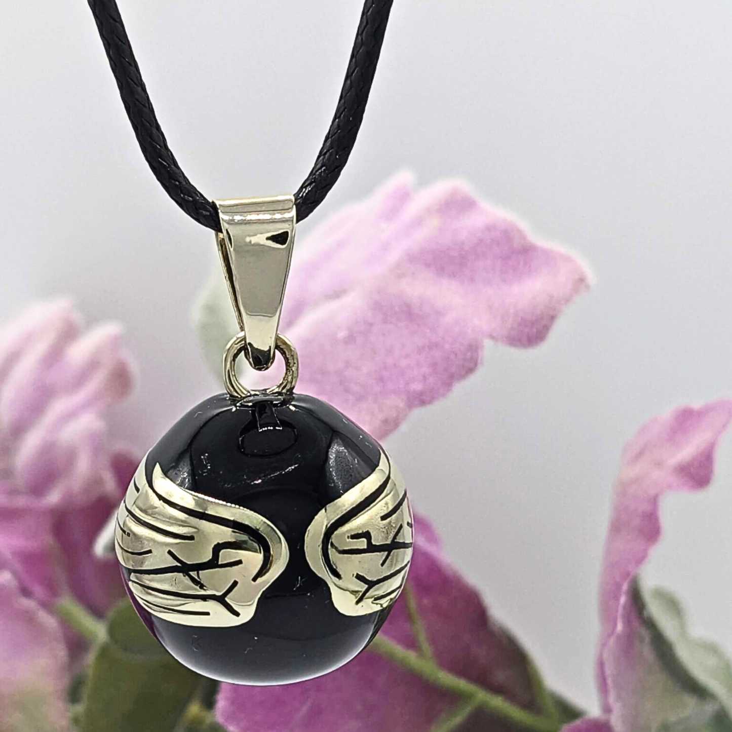 Black Angel Wings Caller