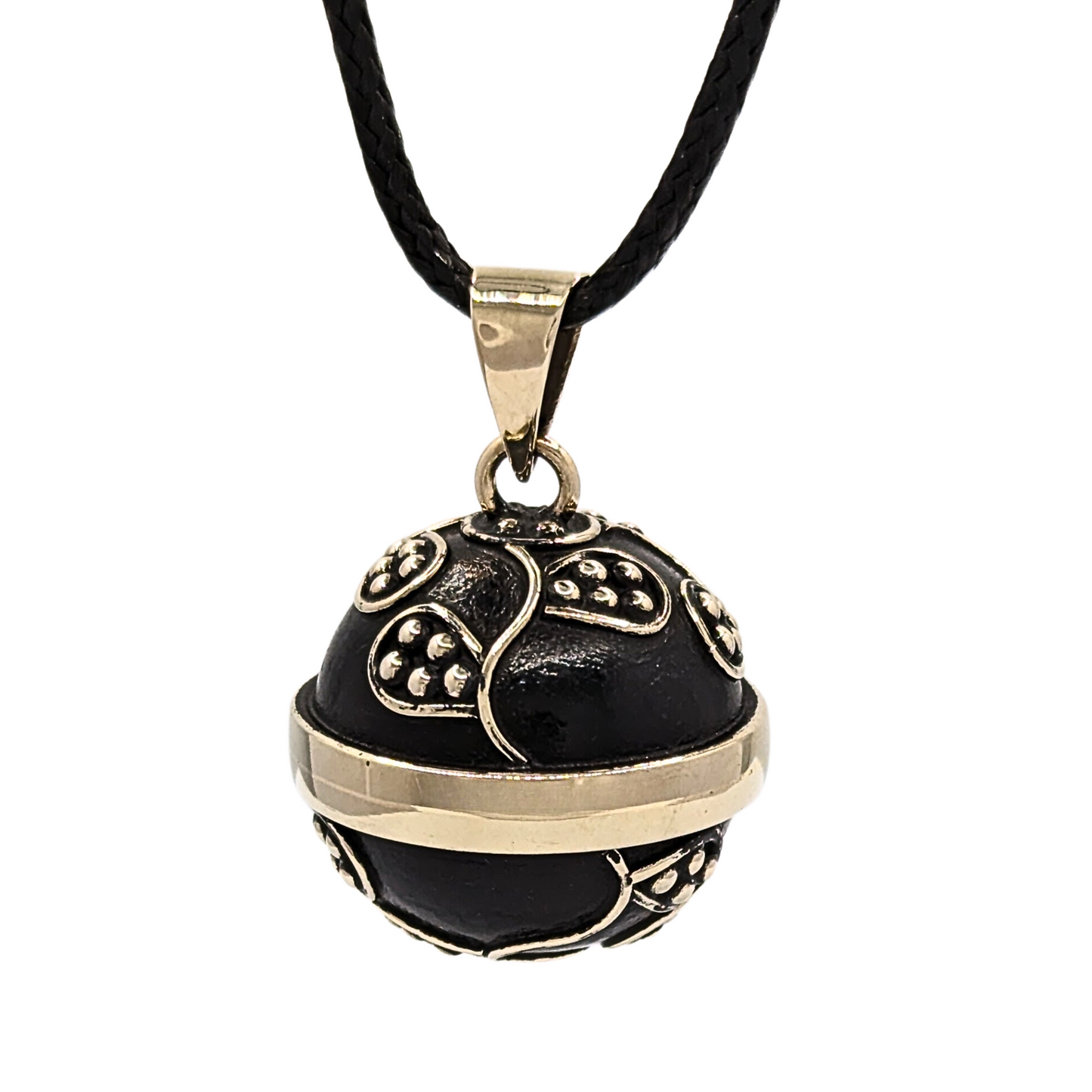 Matte Black Vine Chime Necklace