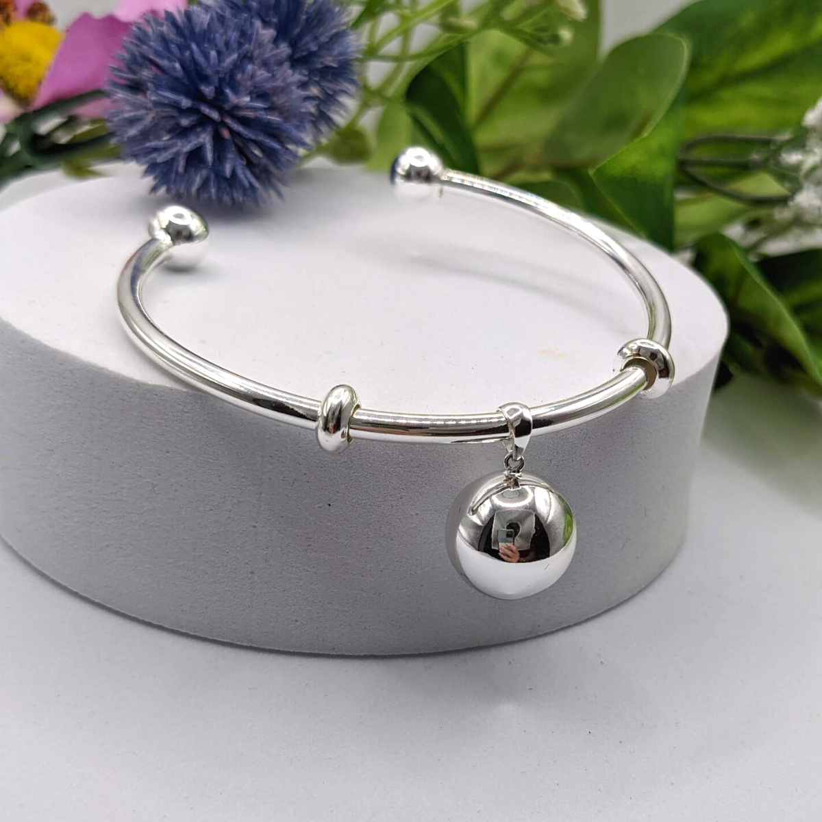 14mm Harmony Ball Bangle Bracelet in Silver - Nature Reflections