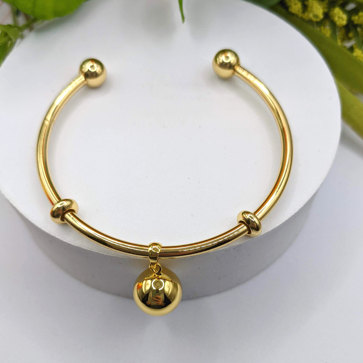 Harmony Ball Bangle Bracelet in Gold - Nature Reflections